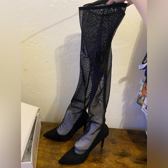 Fashion Nova Forever a Babe over the Knee Heels Netflex size 7.5 - Picture 2 of 15